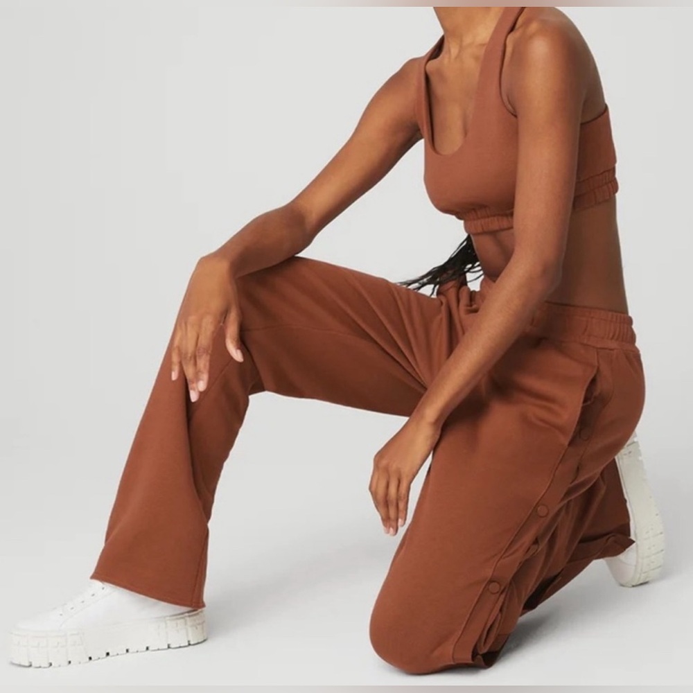 Alo Yoga | Courtside Tearaway Accolade Snap Pants✨